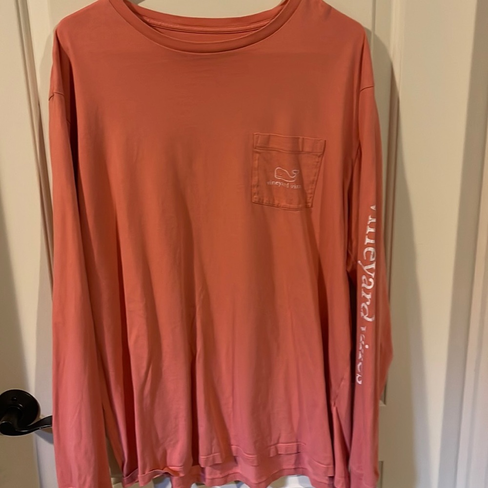 Vineyard Vines Tee